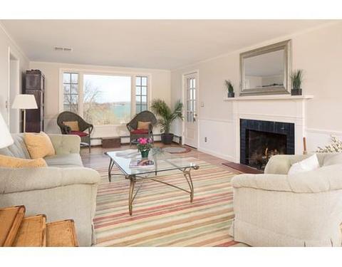 21 Cottage St, Hingham, MA 02043 photo 5