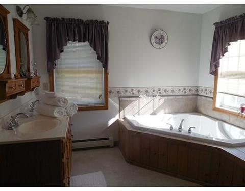 14 Lee Rd, Ware, MA 01082 photo 16
