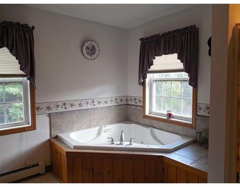 14 Lee Rd, Ware, MA 01082 photo 17