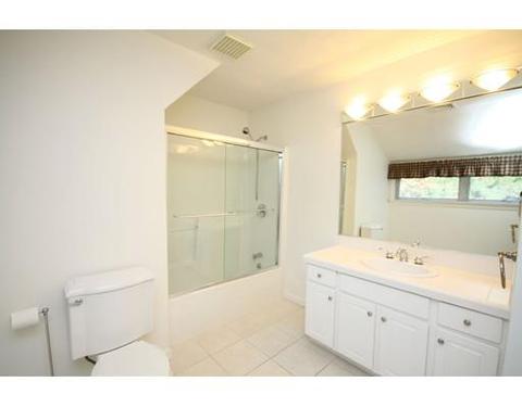 34 Periwinkle Ln, Mashpee, MA 02649 photo 10