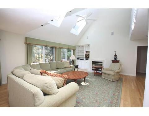 34 Periwinkle Ln, Mashpee, MA 02649 photo 3
