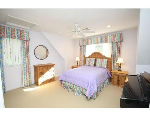 34 Periwinkle Ln, Mashpee, MA 02649 photo 8