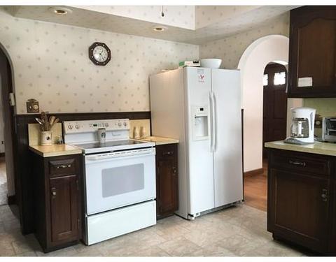 7 Dalton Ave, Chicopee, MA 01020 photo 2