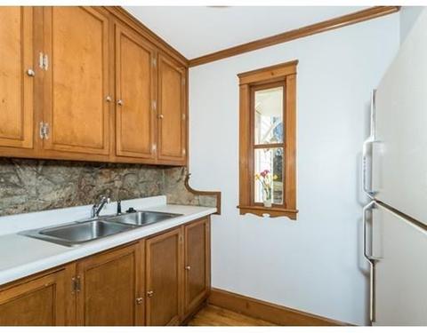 122 Whitmarsh Ave, Worcester, MA 01606 photo 5