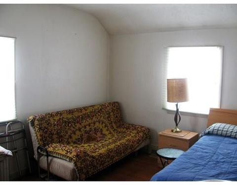 31 Darrell Dr, Randolph, MA 02368 photo 4