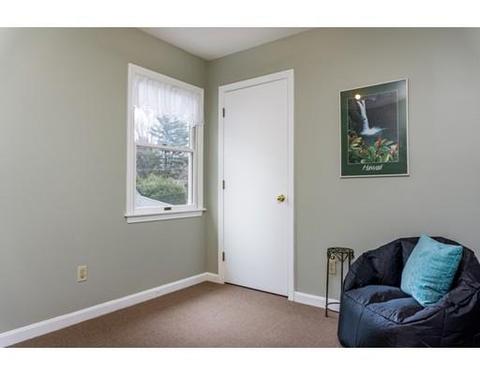 28 Blanding St, Springfield, MA 01151 photo 12