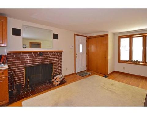 10 Kingwood St, Wareham, MA 02571 photo 3