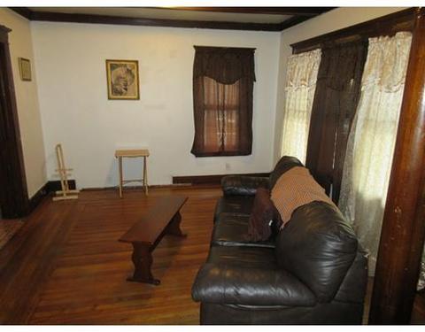 47 Eagle St, Springfield, MA 01107 photo 4