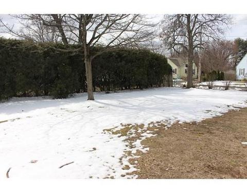 53 Edgewood Ave, Chicopee, MA 01013 photo 17