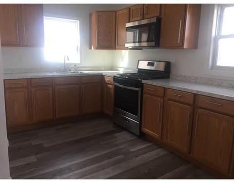 46 Buffinton St, Fall River, MA 02721 photo 2