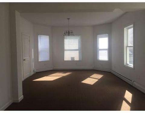 46 Buffinton St, Fall River, MA 02721 photo 3