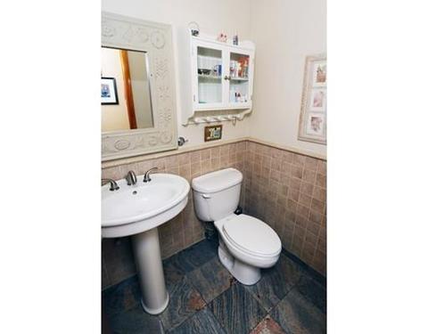 18 Constitution Rd, Stoneham, MA 02180 photo 12