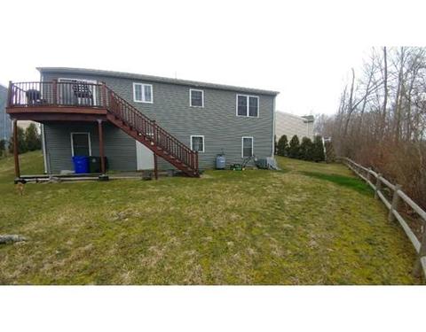 52 Heritage Ct, Fall River, MA 02721 photo 2