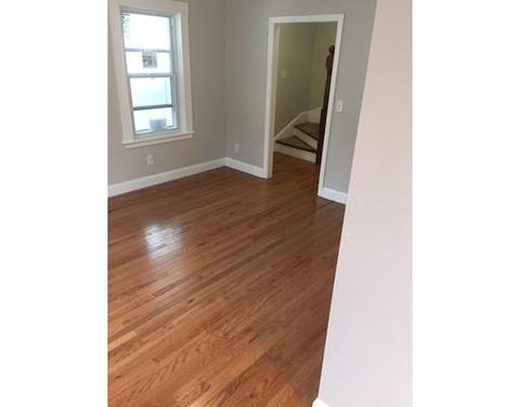 35 Falmouth St, Worcester, MA 01607 photo 7