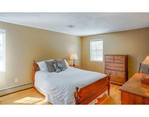 4 Cobblers Ln, Beverly, MA 01915 photo 14