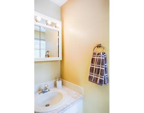 4 Cobblers Ln, Beverly, MA 01915 photo 16