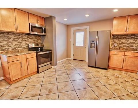209 Bristol St, Springfield, MA 01109 photo 10