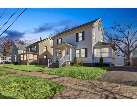 209 Bristol St, Springfield, MA 01109 photo 1