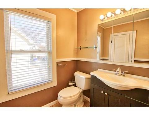 209 Bristol St, Springfield, MA 01109 photo 17