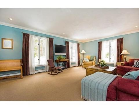 20 Grasshopper Ln, Acton, MA 01720 photo 2