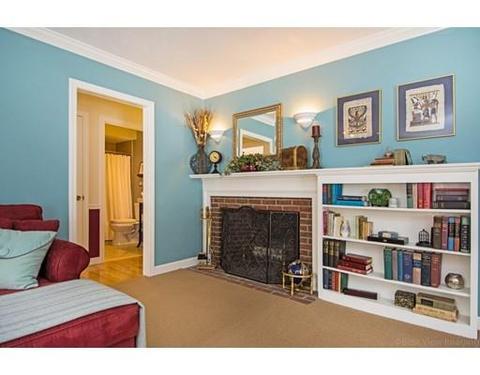 20 Grasshopper Ln, Acton, MA 01720 photo 4