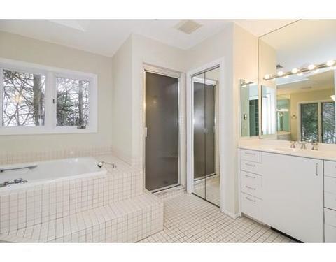 44 Brookside Dr, Longmeadow, MA 01106 photo 15