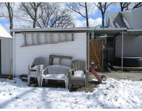 16 Ronald Dr, Springfield, MA 01104 photo 4