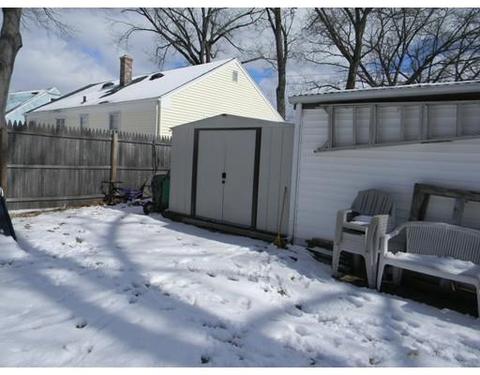 16 Ronald Dr, Springfield, MA 01104 photo 5