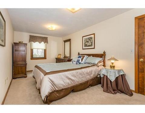 10 Eagle Dr, Walpole, MA 02081 photo 14