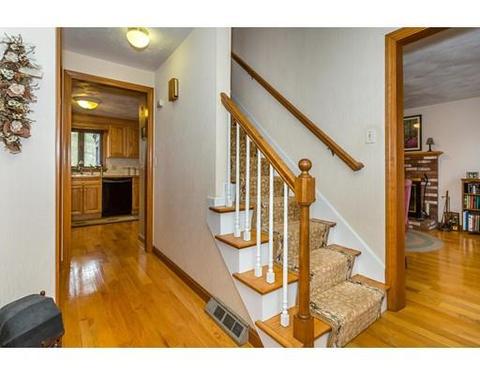 10 Eagle Dr, Walpole, MA 02081 photo 4