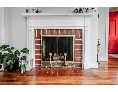 11 Nelson Pl, Worcester, MA 01605 photo 7
