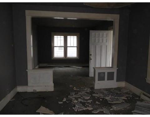 1210 Grattan St, Chicopee, MA 01013 photo 6