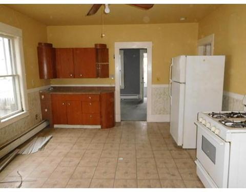 1210 Grattan St, Chicopee, MA 01013 photo 9