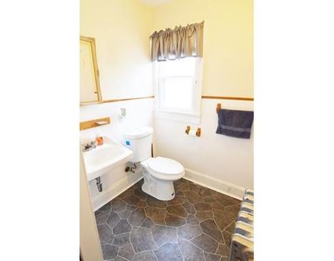 264 Redlands St, Springfield, MA 01104 photo 17