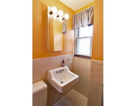 264 Redlands St, Springfield, MA 01104 photo 10