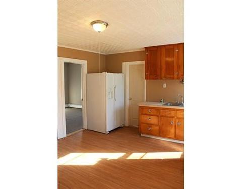 19 Maple Ave, Ware, MA 01082 photo 13