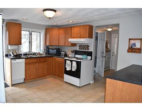 21 Centennial Ave, Gloucester, MA 01930 photo 4