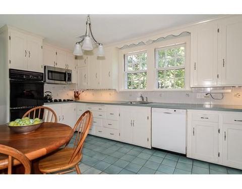 86 Forest St, Wellesley, MA 02481 photo 7