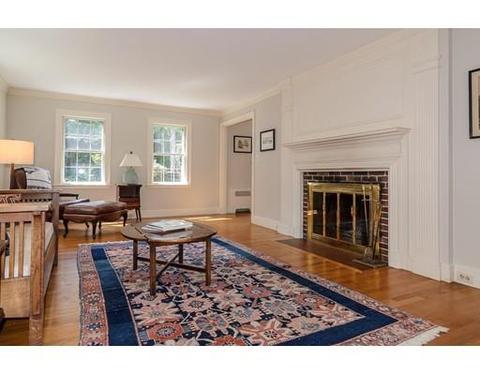 86 Forest St, Wellesley, MA 02481 photo 4