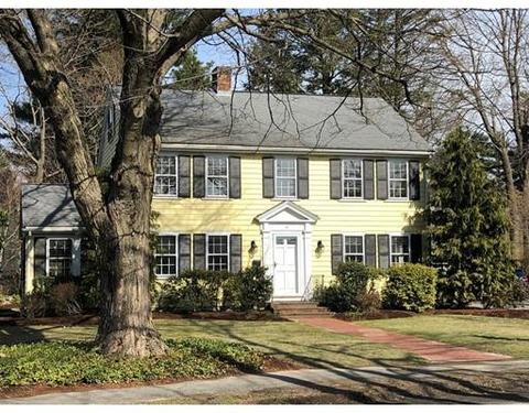 14 Pilgrim Rd, Wellesley, MA 02481 photo 1