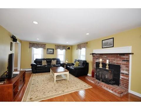 3 Riverview Ave, Maynard, MA 01754 photo 5