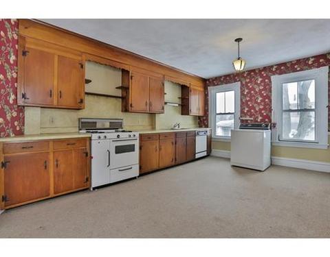 22 Eustis Ave, Wakefield, MA 01880 photo 4