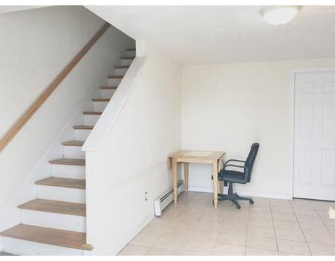7 Pocono Rd, Worcester, MA 01605 photo 2