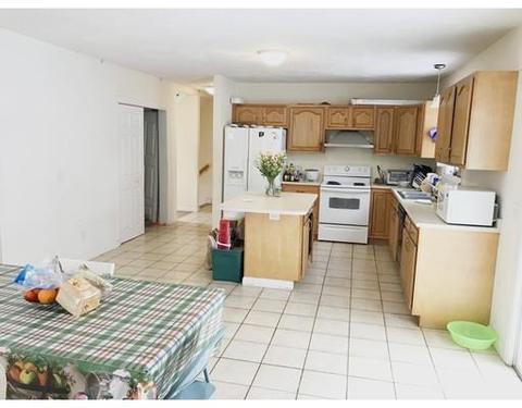 7 Pocono Rd, Worcester, MA 01605 photo 4