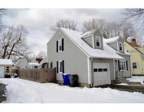 74 Vail St, Springfield, MA 01118 photo 2