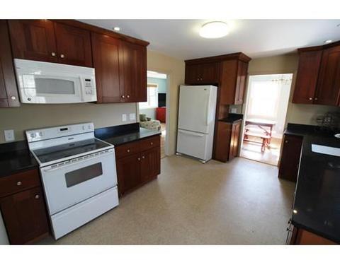 26 Valley Rd, Mashpee, MA 02649 photo 4
