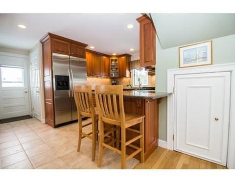 443 Appleton St, Arlington, MA 02476 photo 6