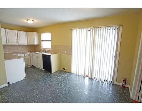 40 Old Farm Rd, Springfield, MA 01119 photo 4
