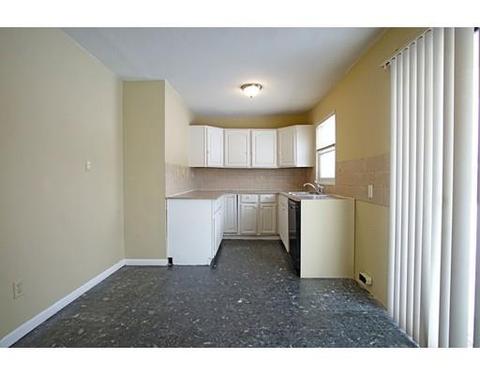 40 Old Farm Rd, Springfield, MA 01119 photo 5