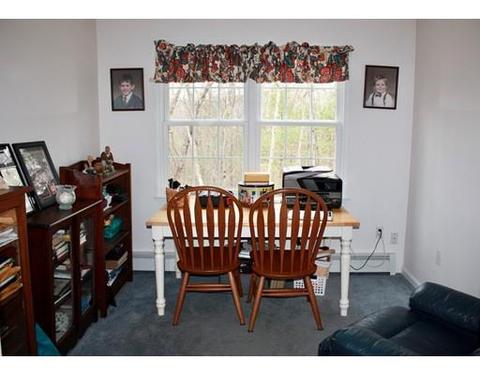 173 East St, Upton, MA 01568 photo 9
